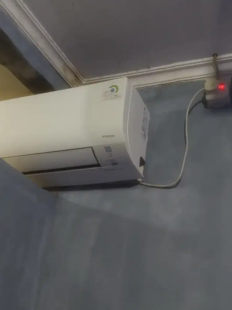Ac daikin inverter 1pk