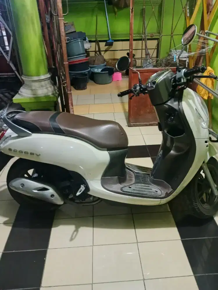 Bismilah.scoopy thn.2022.pakayan sendiri.lokasi tangerang kab.