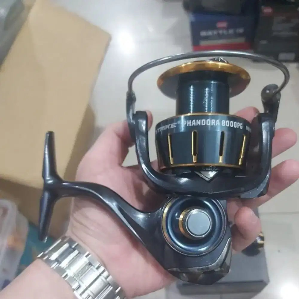 reel pancing go strike versus pandora 8000 pg