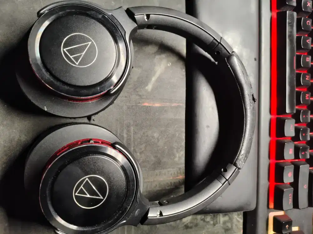 Headphone Audio-Technica ATH-WS660BT
