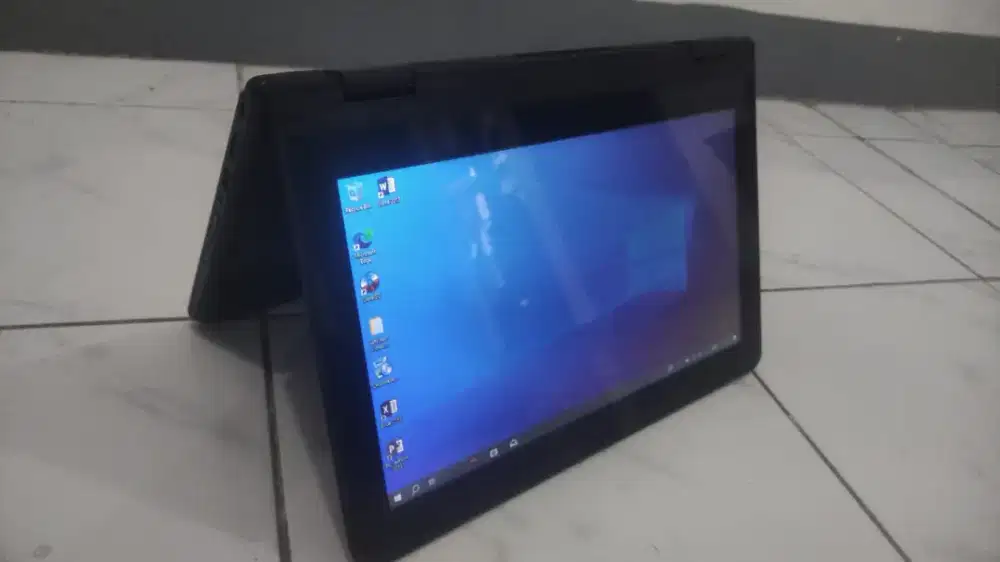 Lenovo thinkpad Yoga 11
