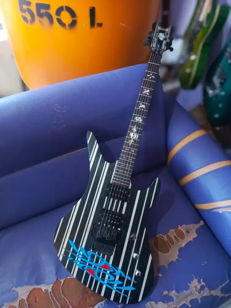 Gitar schectee synstes gates custom