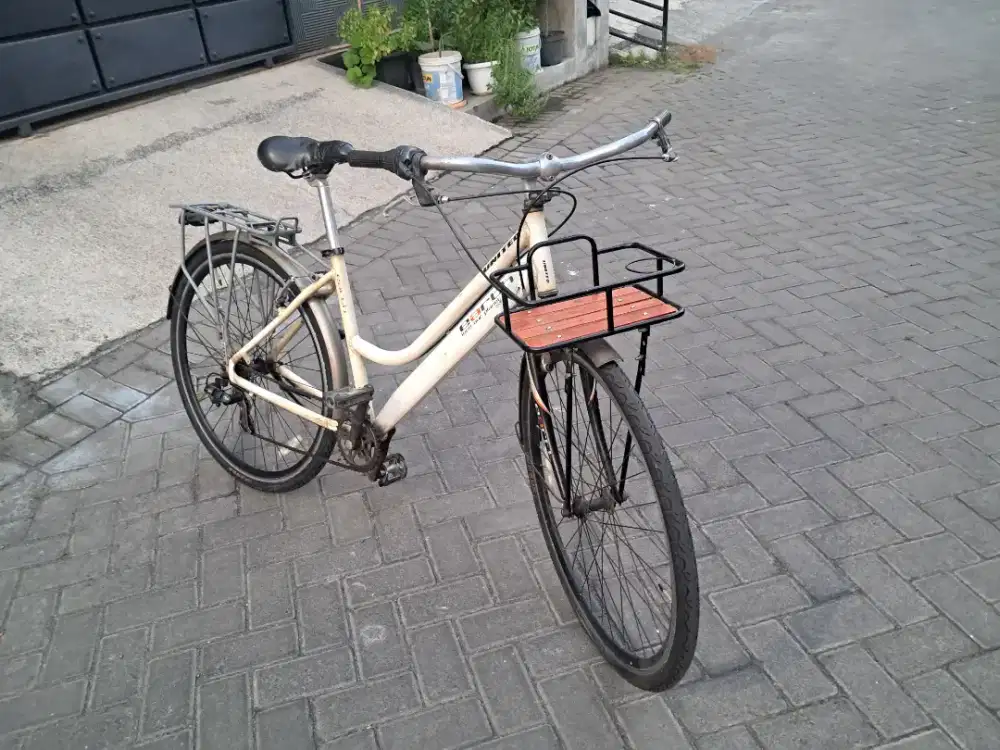 Commuter Bike Alloy 700c