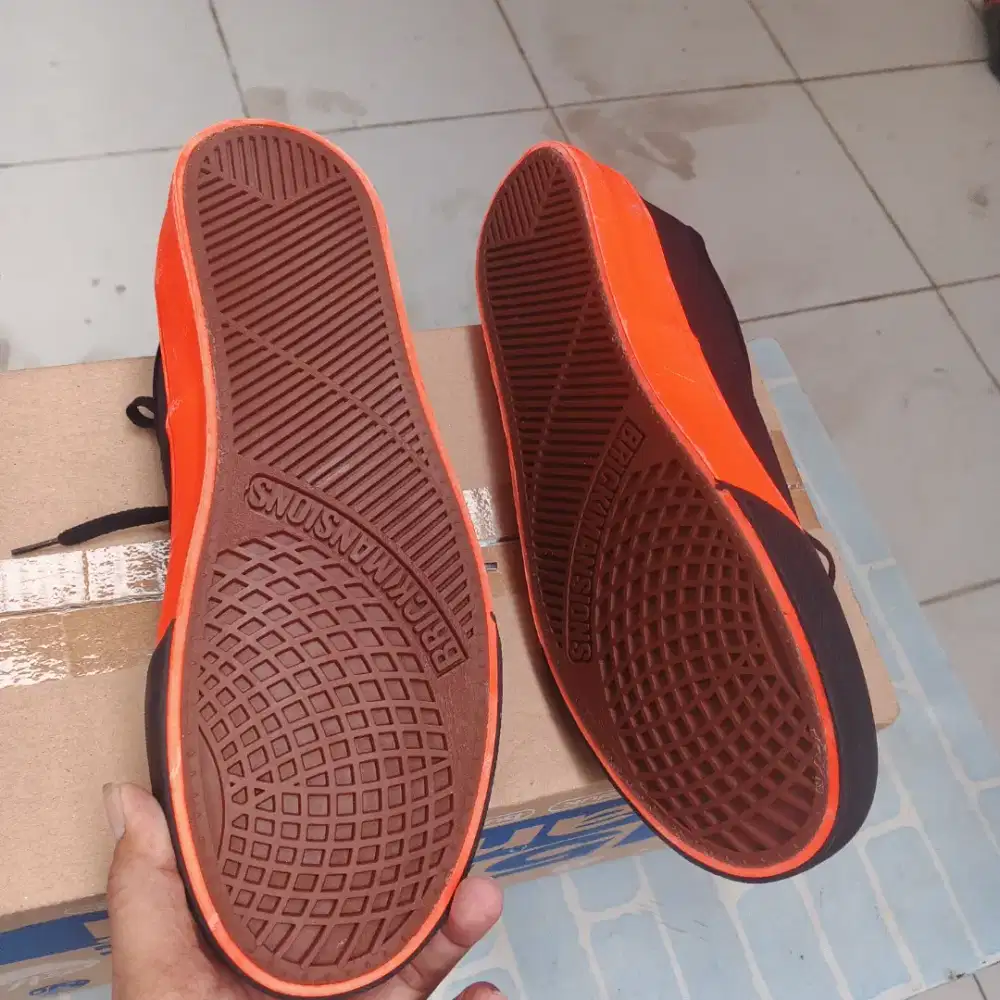 Casual Sneakers Brick Mansion