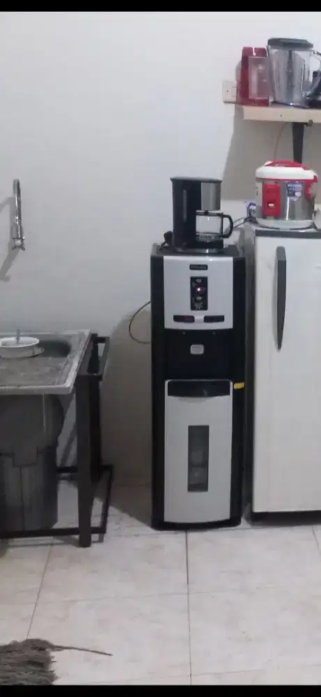 Dispenser miyako galon bawah