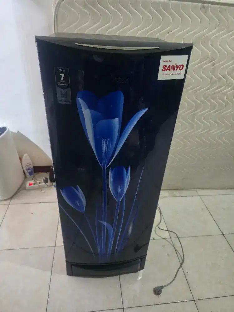 kulkas 1 pintu aqua