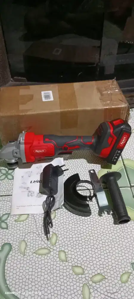 Mesin gerinda cordless reaim baru