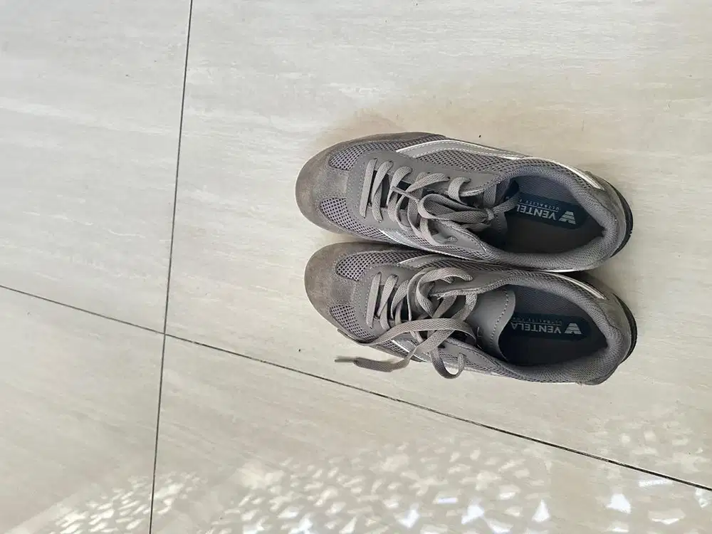 Sepatu ventela unisex