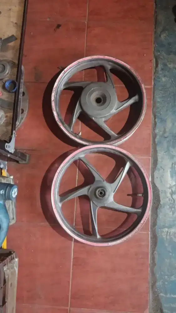 Jual Set velg Vario