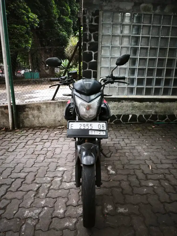 DIJUAL CB150R PLAT E