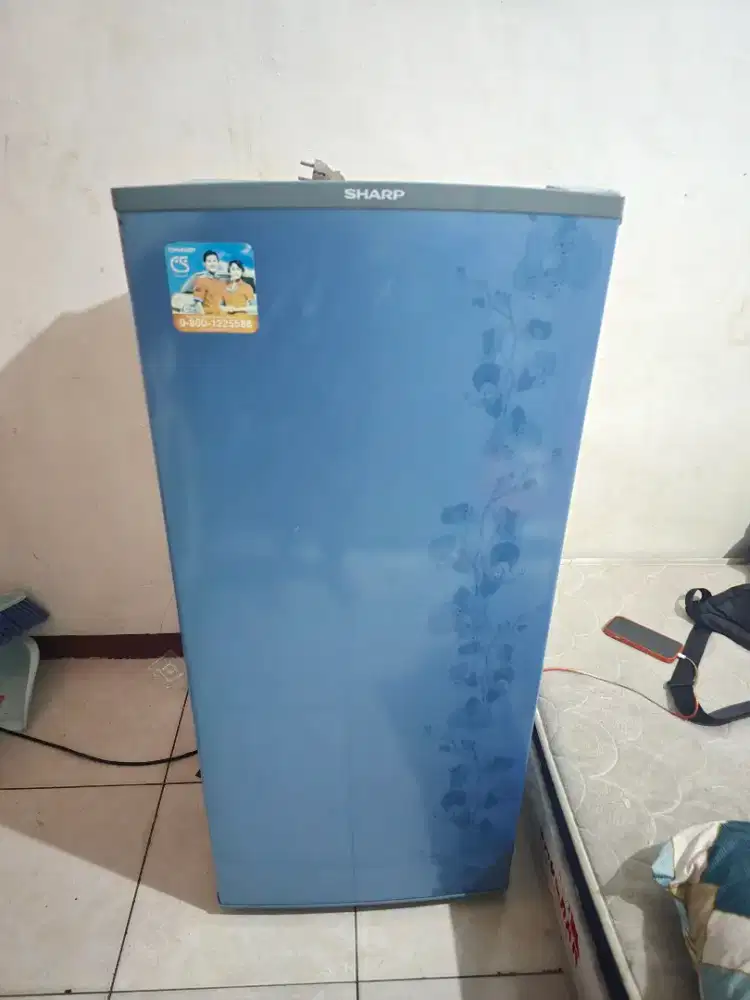kulkas 1 pintu sharp