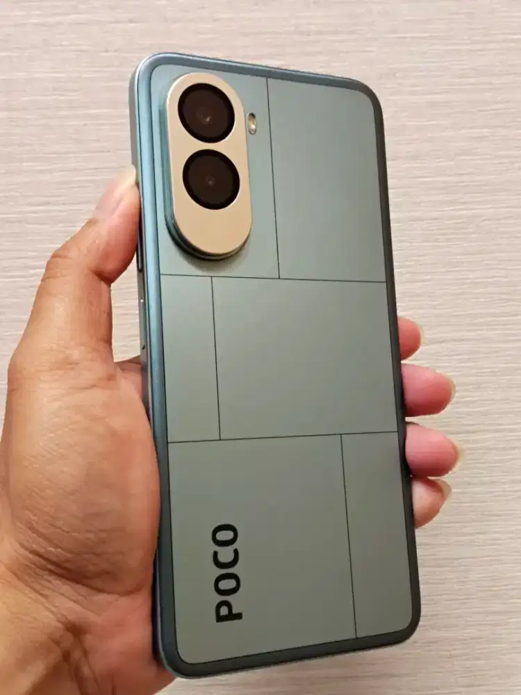 Poco M7 ram 8/256 no minus
Kelengkapan hp csan