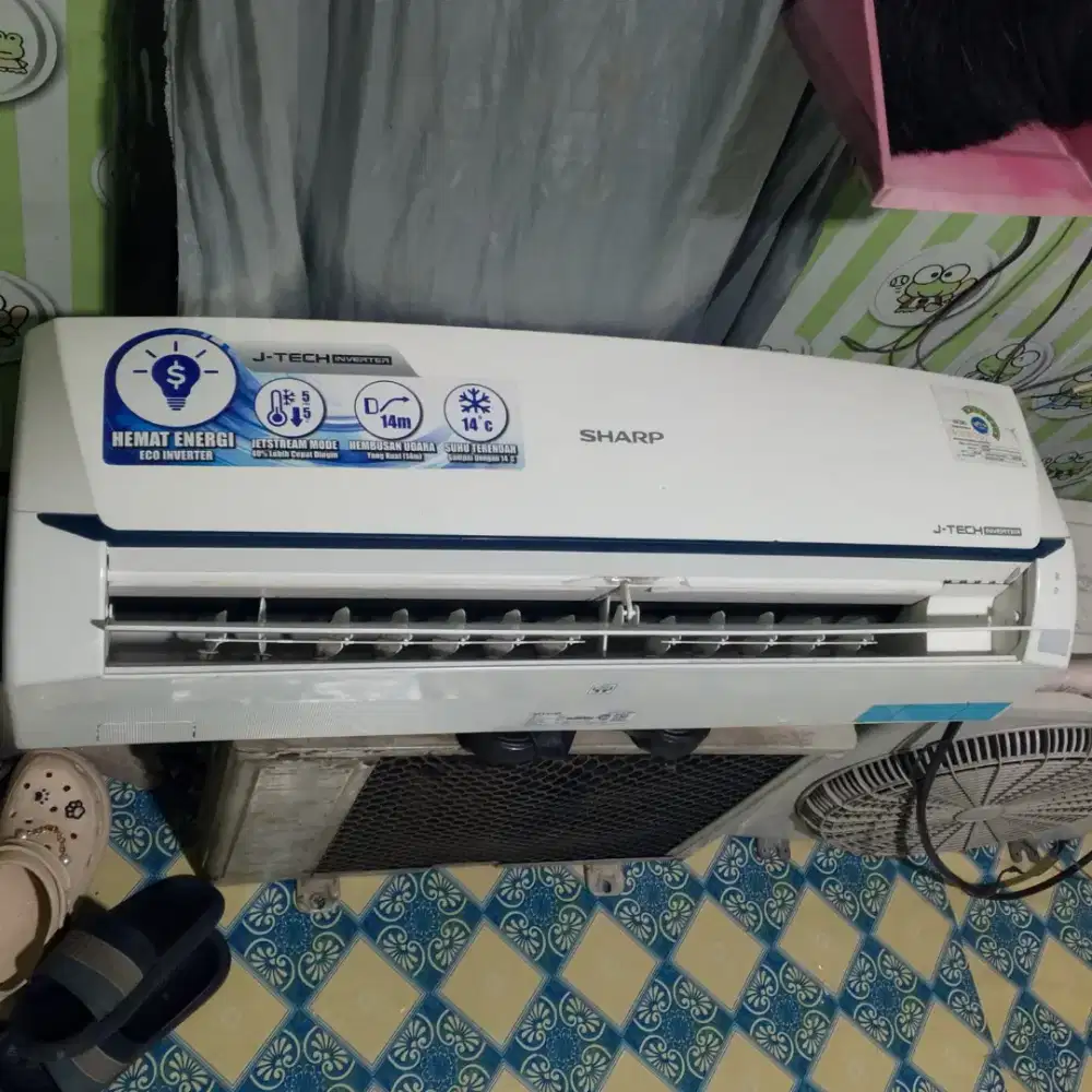 AC Sharp inverter AH-X6VEY 1/2 pk normal