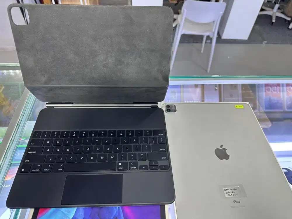 Ipad pro M1 gen 4 256GB 12.9inchi