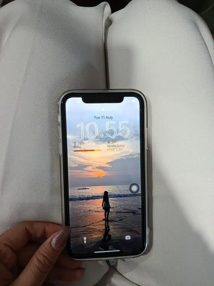 jual ip 11 128 gb white
