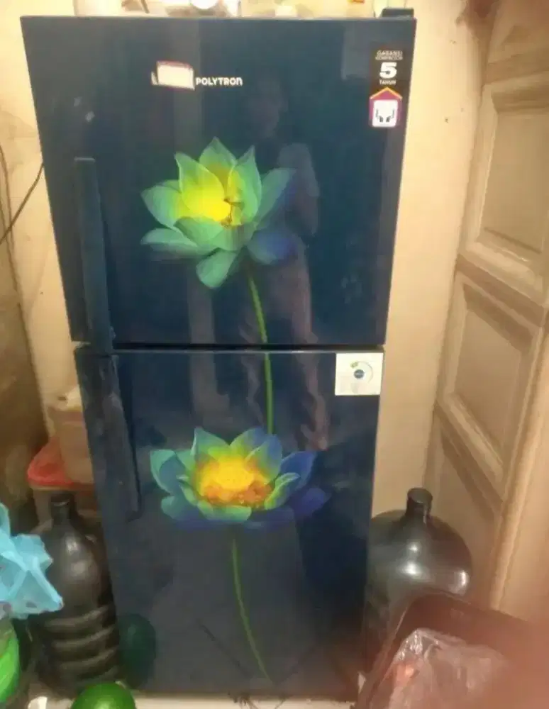 Kulkas polytron 2 pintu