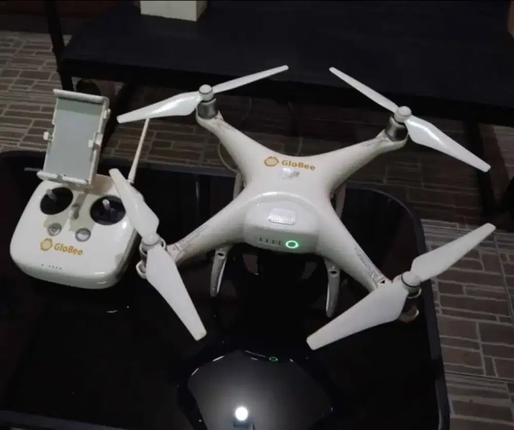 Drone DJI Phantom 4 Pro V1