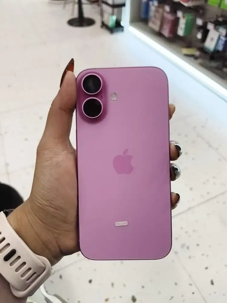 Iphone 16 128 iboxxx garansi masih on