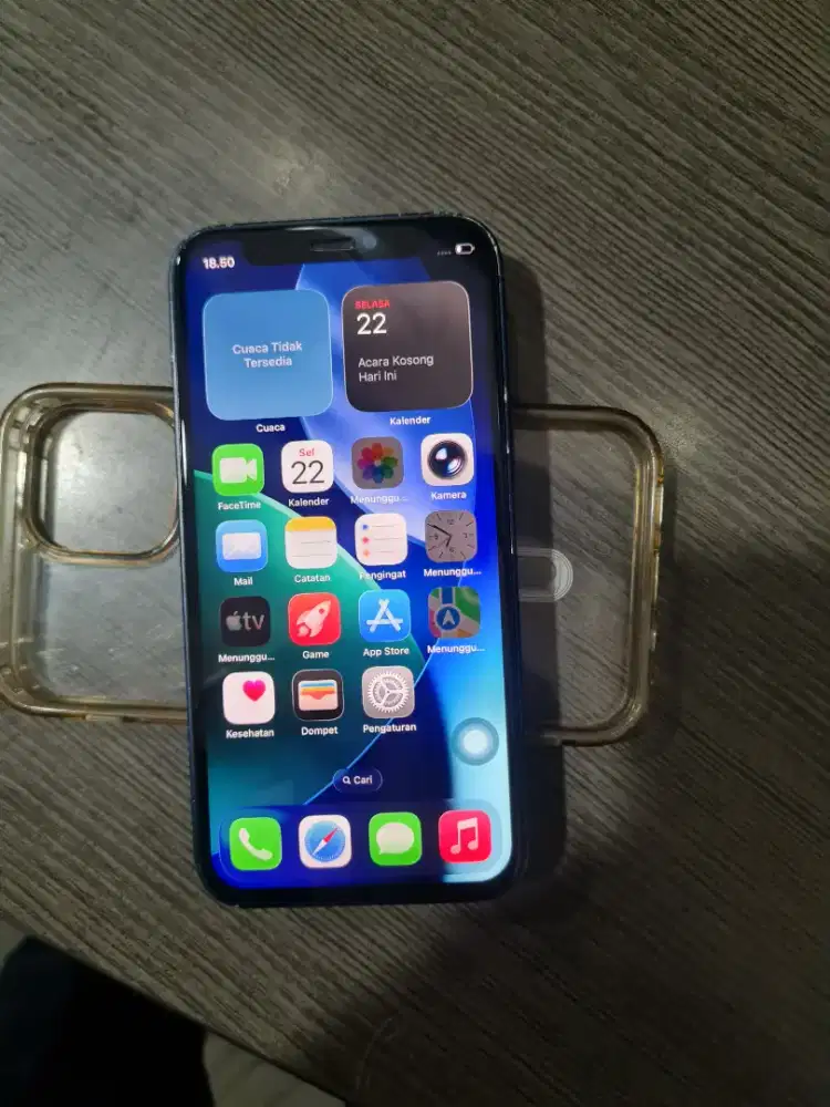 Iphone 12 mini 64 gb bebas reset allah operator  ada minus