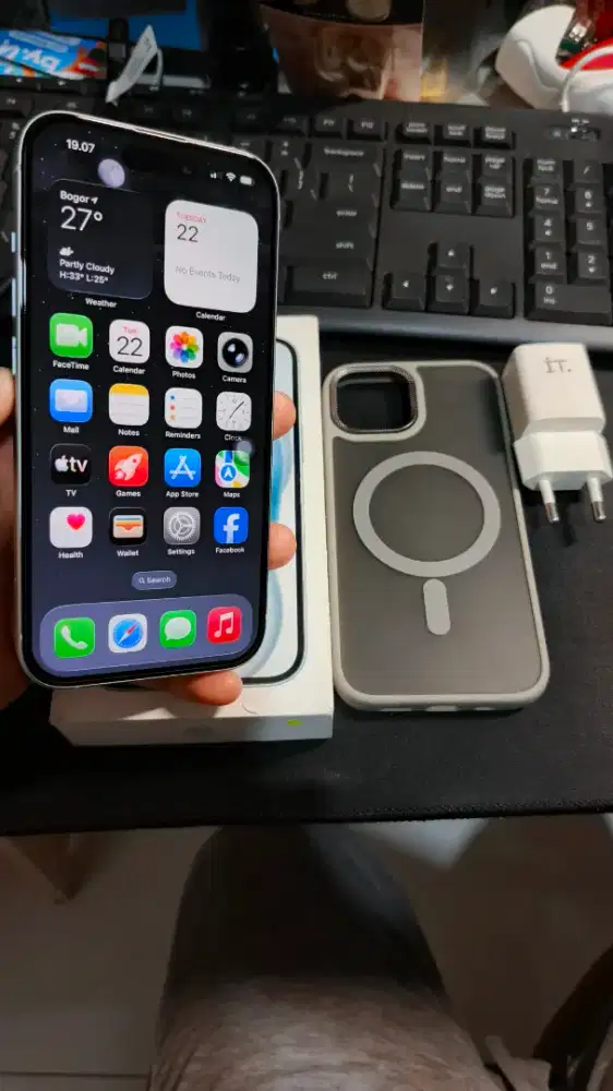 Iphone 15 Blue 128GB garansi ibox on
