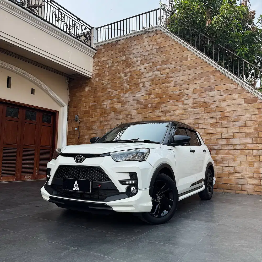 Toyota Raize Type 1.0 Turbo GR Sport Two Tone AT Tahun 2023