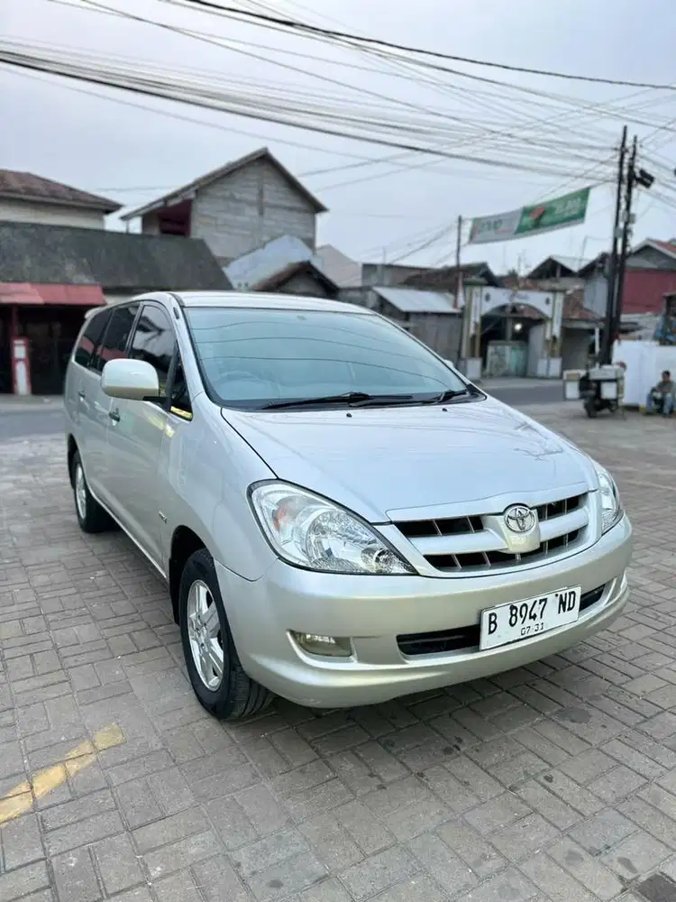 TOYOTA INNOVA G MATIC