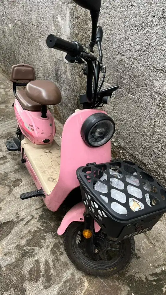 Sepedah listrik Veloce V1
