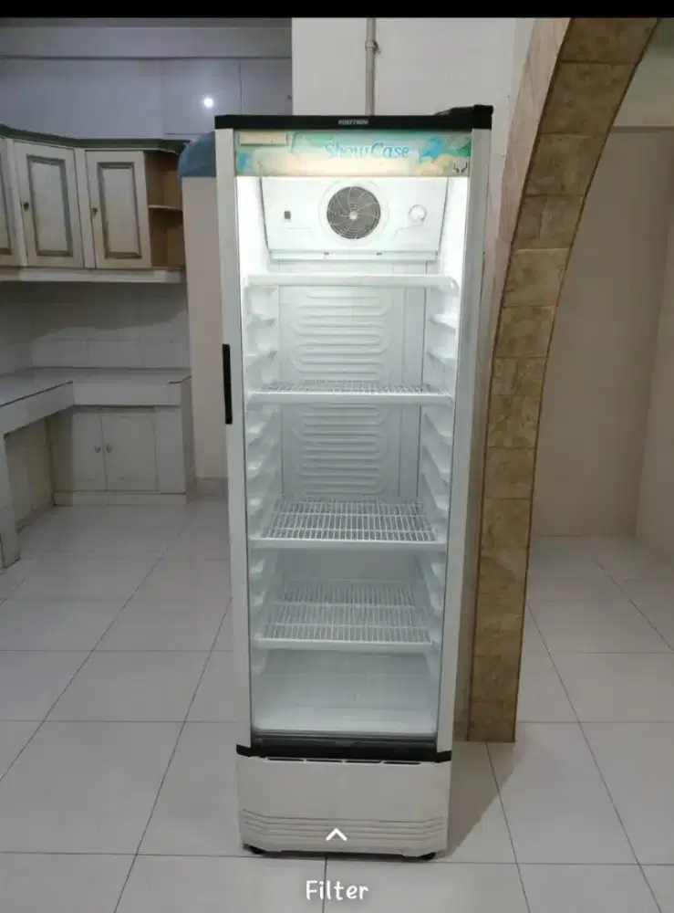 Di jual show case second merk polytron