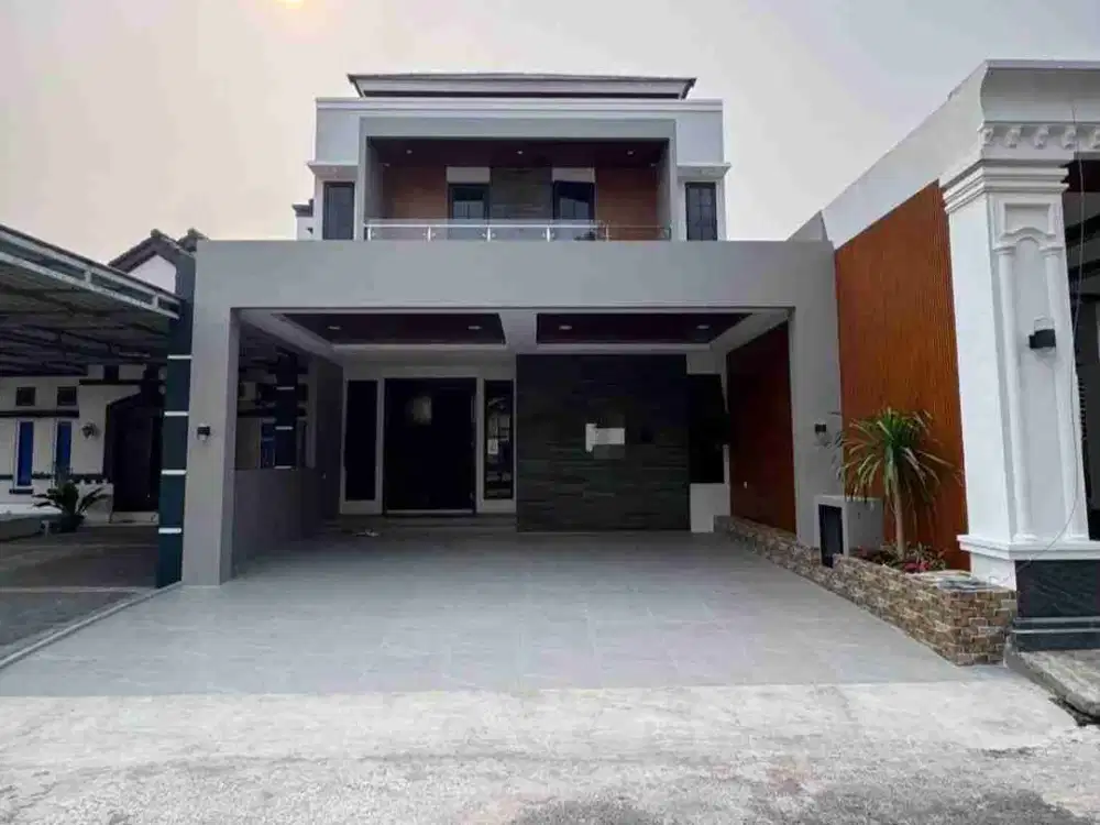 Dijual Rumah 2 Lantai Full Renovasi di BEVERLY PARK  Batam Center