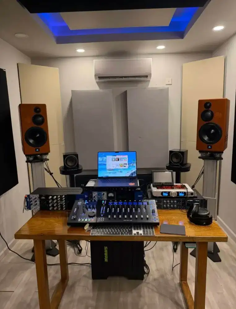 Instalasi acoustik panel penyerap suwara haming