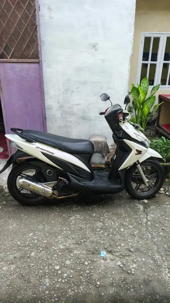 Vario 110 injeksi tahun 2015
