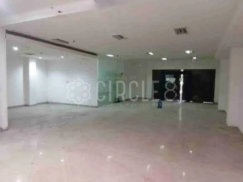 Disewakan Gedung Ex Kantor Soekarno Hatta Lokasi Strategis