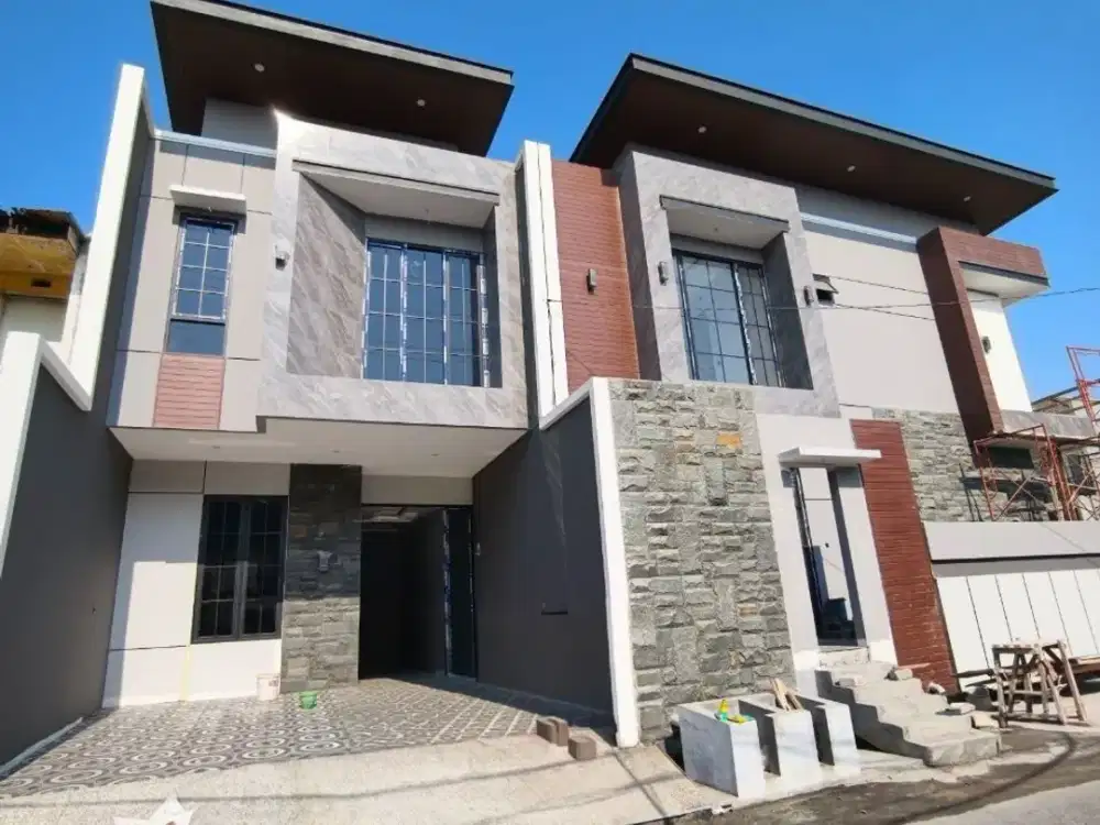 DIJUAL RUMAH MANYAR TIRTOYOSO - HOOK - BARU GRESS