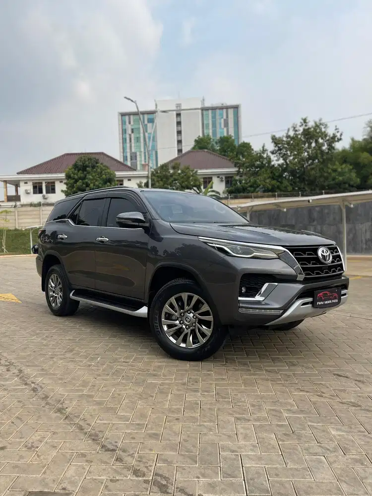 Toyota Fortuner 2.4 VRZ AT 2021