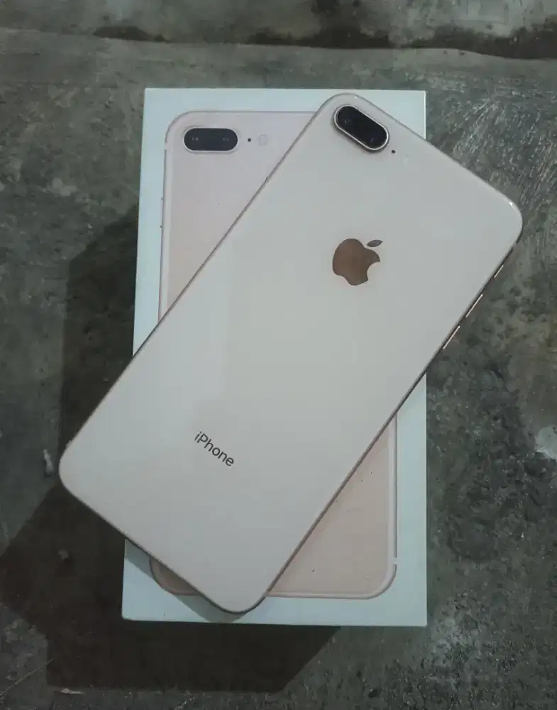 Apple iPhone 8 Plus Mulus Fullset
