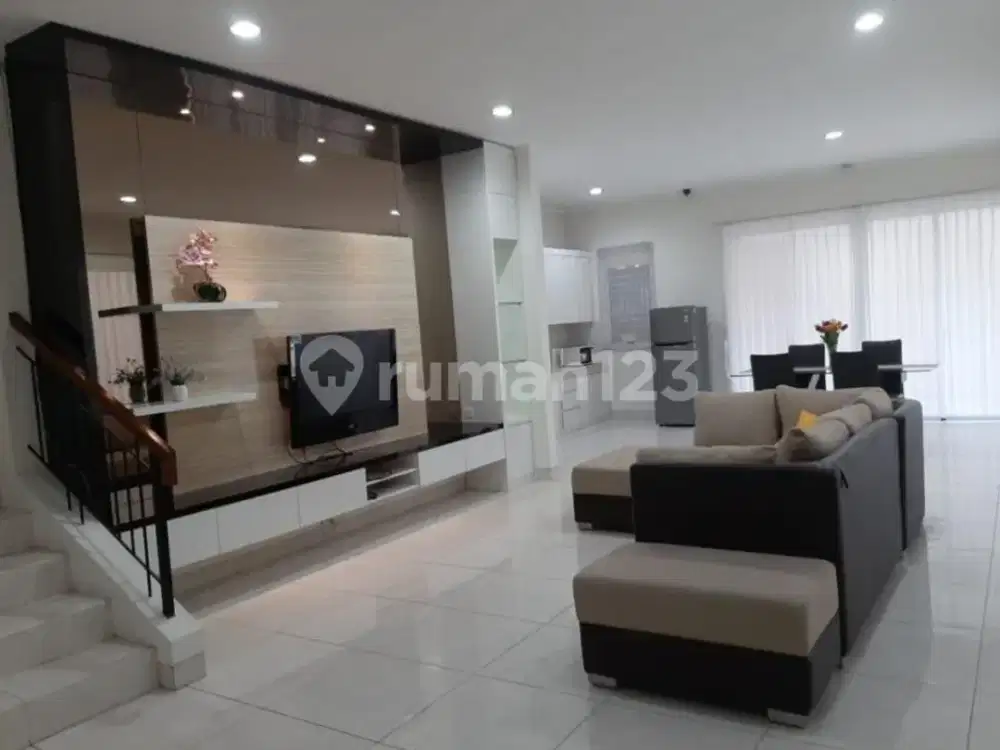 Disewakan Rumah 2 Lantai Full Furnish Depark BSD City