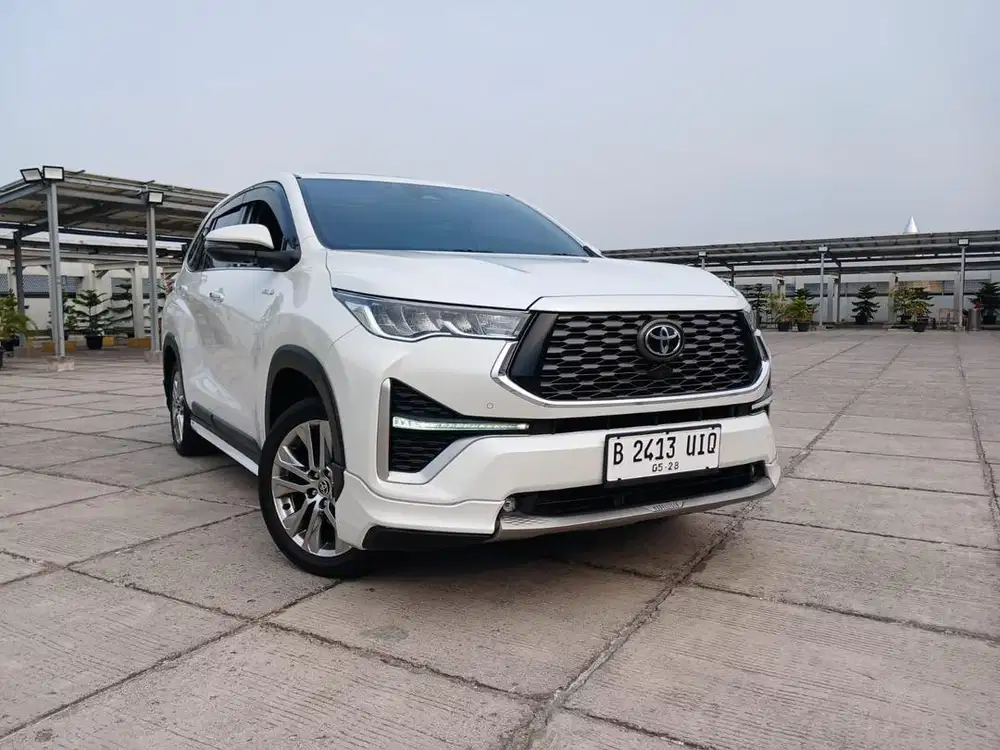 Toyota Innova Zenix Q Hybrid TSS Modelista