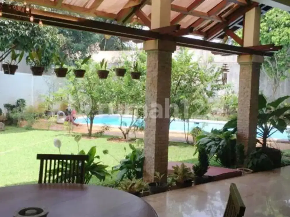 Dijual Rumah Classic Modern Style Bukit Golf Pondok Indah