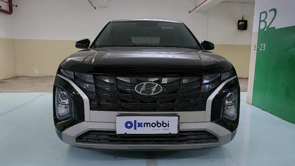 DP 10 JT Hyundai Creta 1.5 Trend IVT Bensin-AT Hitam 2022