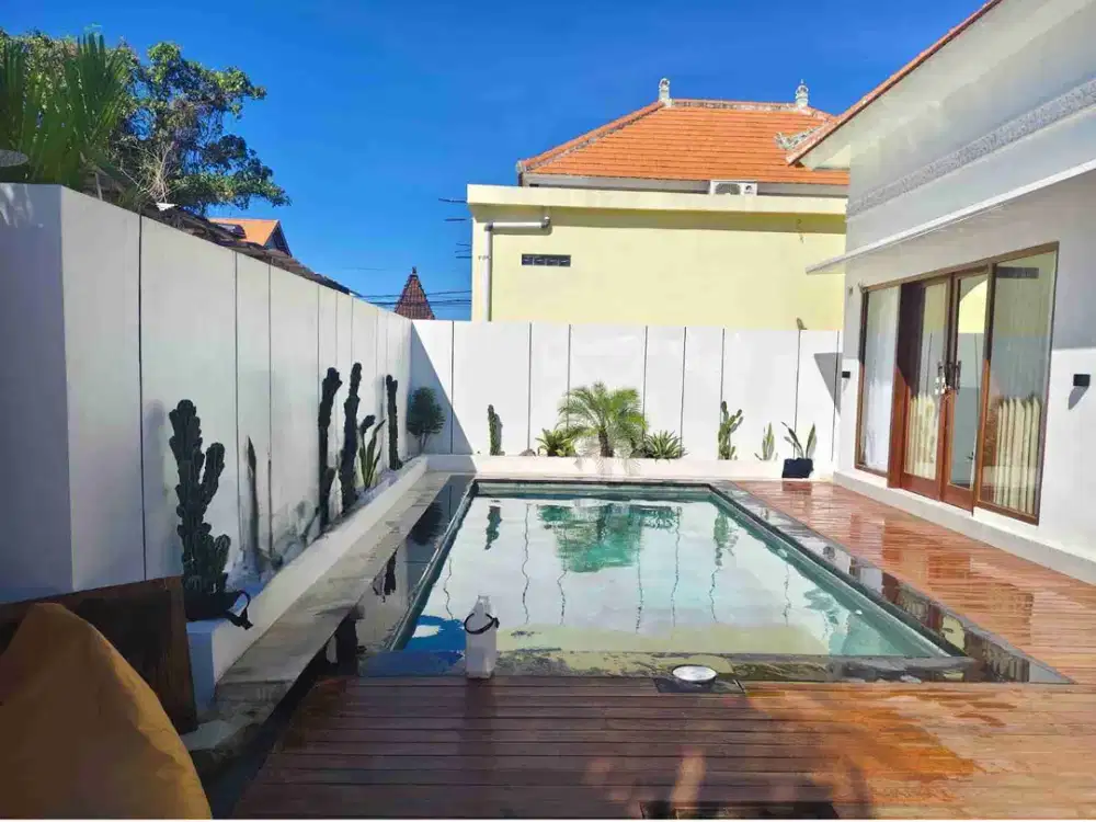 2 Bedroom Modern Villa di Area Kerobokan Kelod Kuta