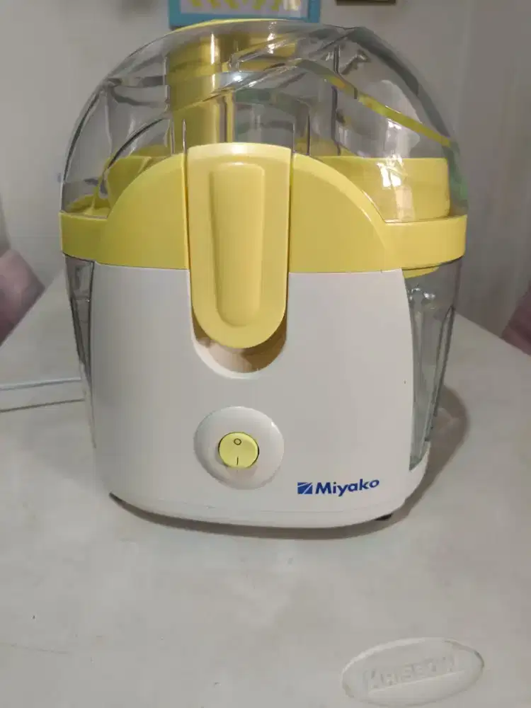 Juicer buah Miyako