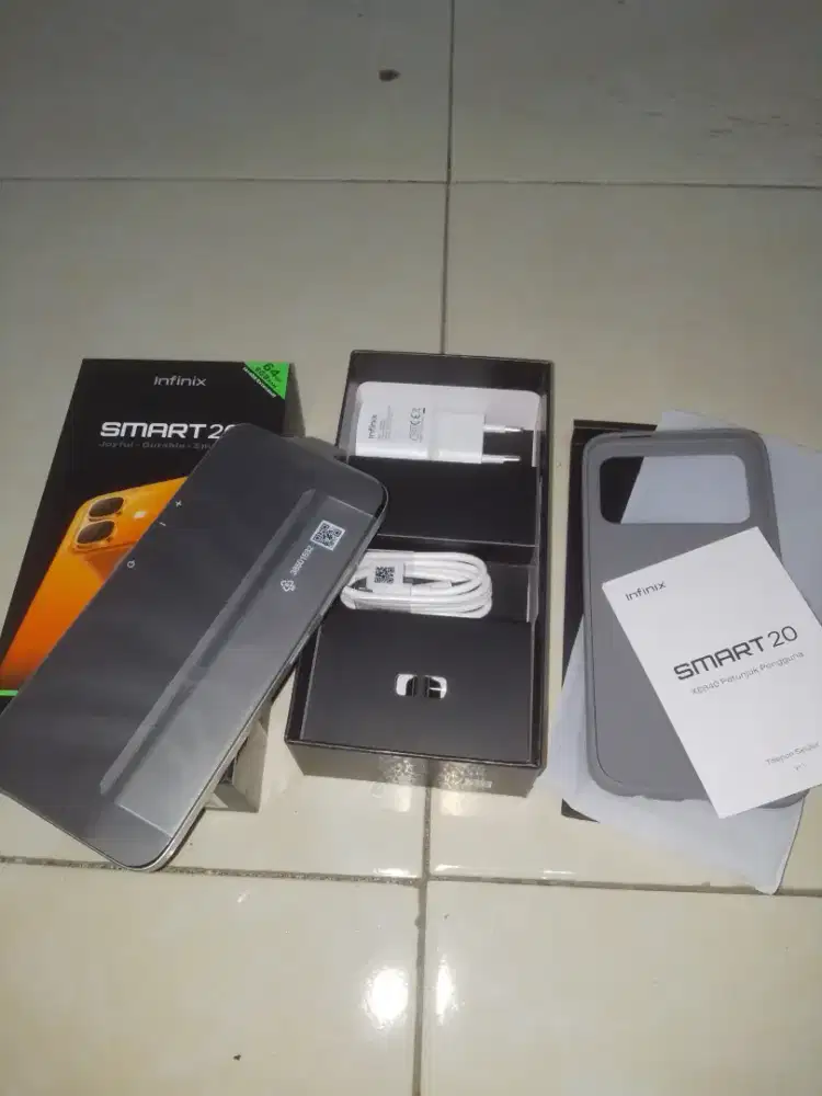 Infinix smart 20 ram4/64