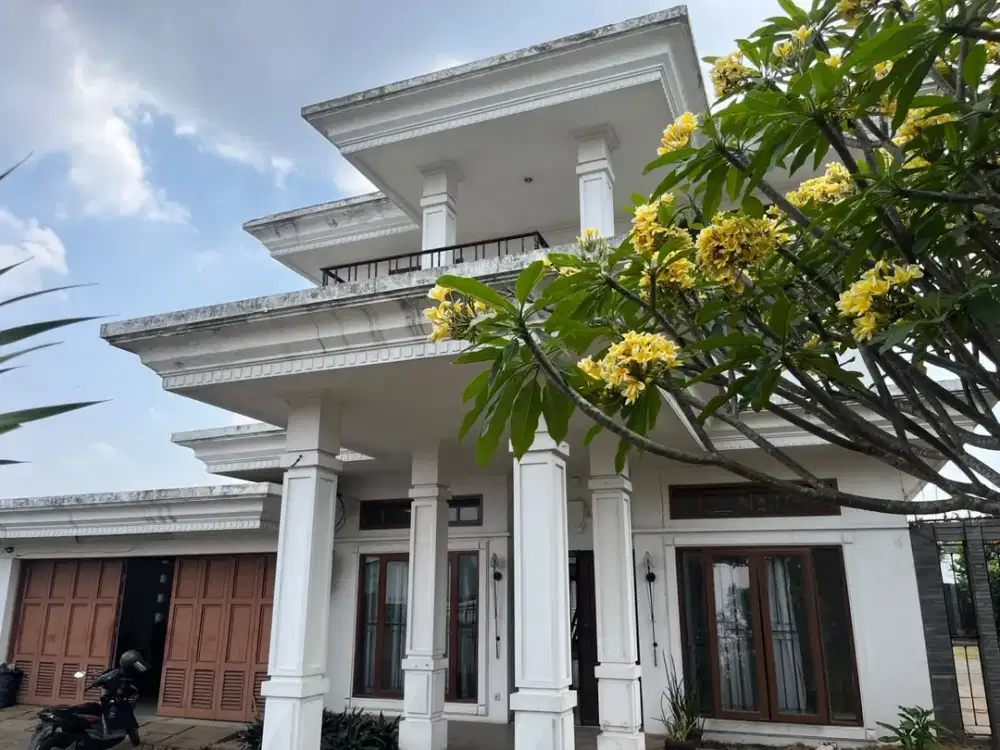 Rumah mewah di setiabudi regensi bandung