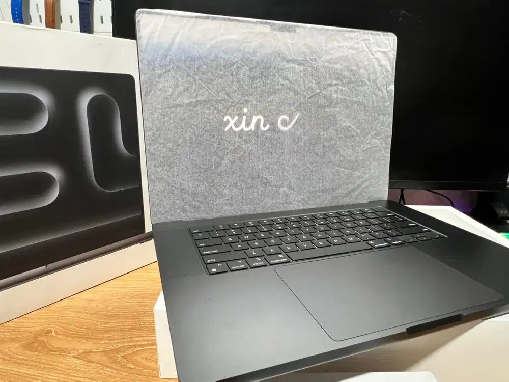 Macbook pro M3 pro 16 inch 18/512