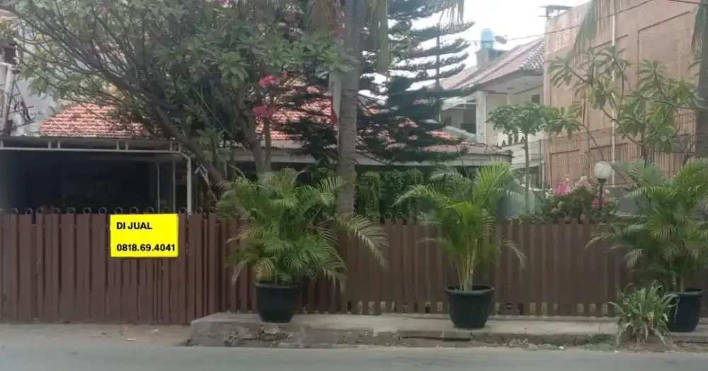 Dijual rumah SHM LT: 500 LB:175 Listrik : 4400 wt Harga : 3,6 M nego
