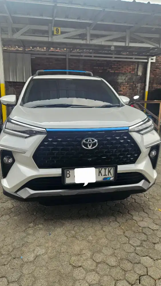 Veloz Q 2023 matic terawat tangan pertama dari baru