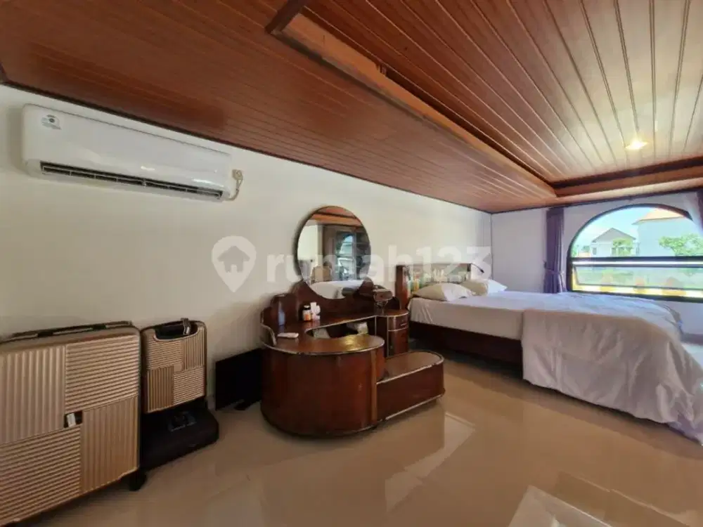 Villa Nyaman Dan Tenang Pool Garfen With Swimming Pool In Tibubeneng Canggu