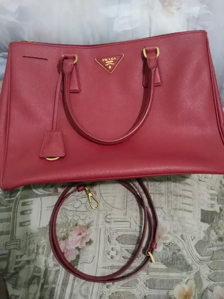 Prada milano original