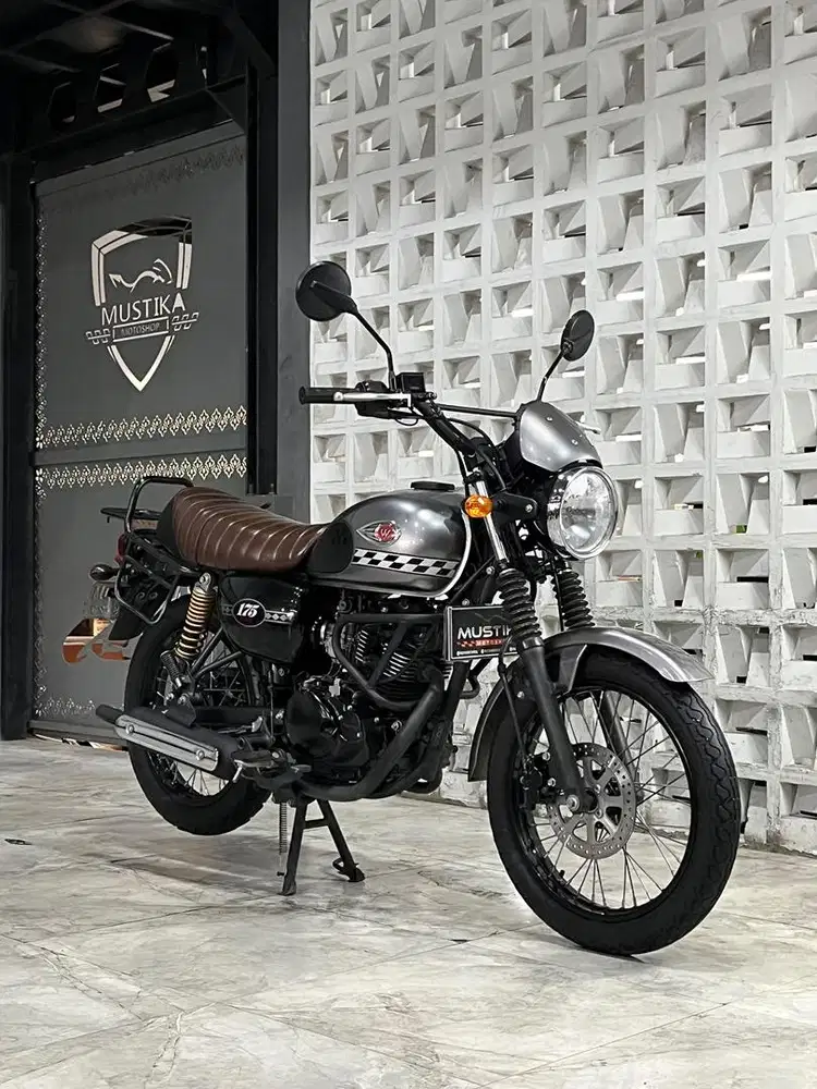 ODO 11RB!!Kawasaki W175 Cafe th 2022 - Ayu Mustika