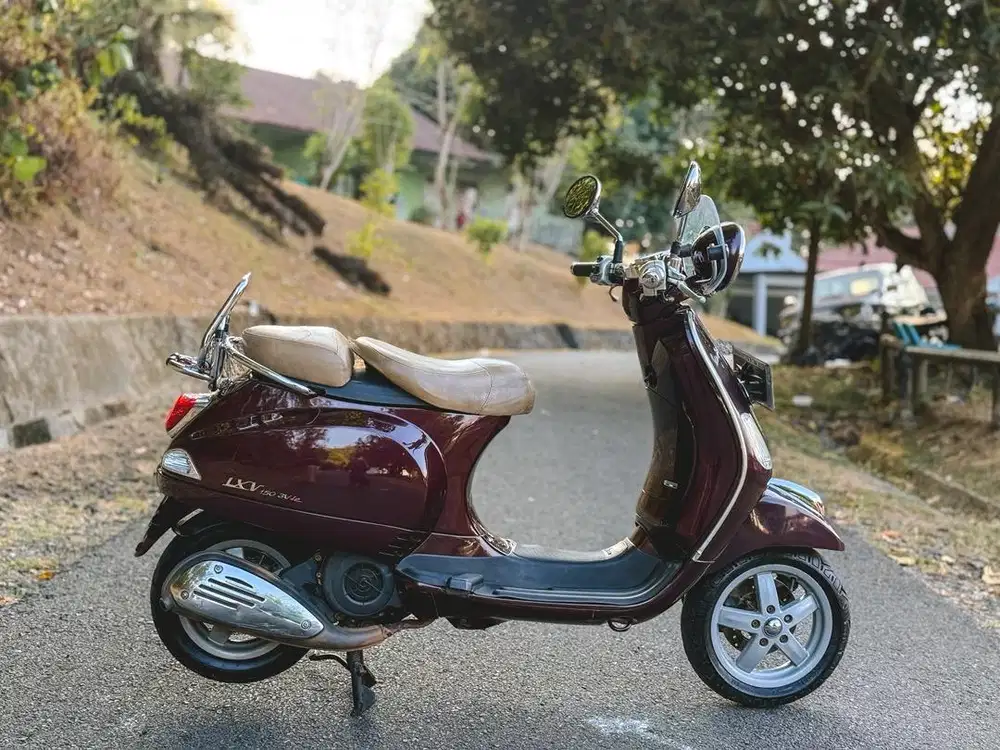 Vespa LXV 3Vie 2013